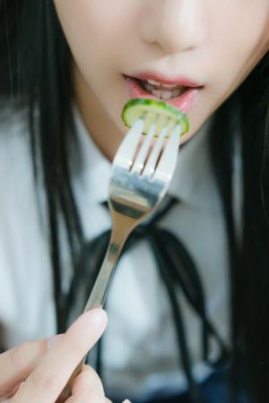 国产戒烟药上市_超清免费在线播放