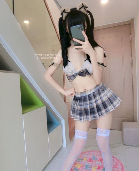 80s毛片国产成年女人的演员表_BD英语完整版观看