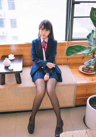 年轻国产女星合集_高清完整版