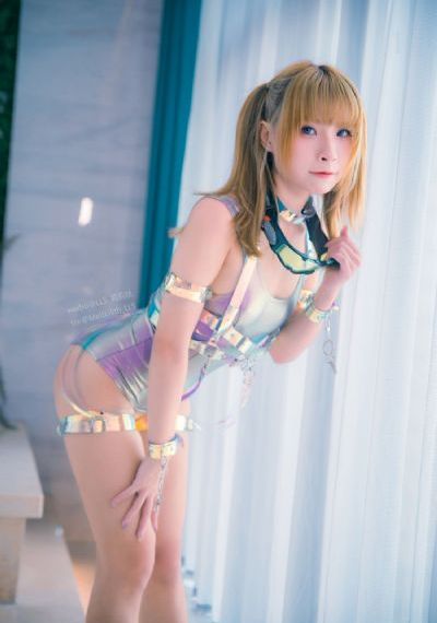 欧美比基尼女郎_高清高清完整版播放
