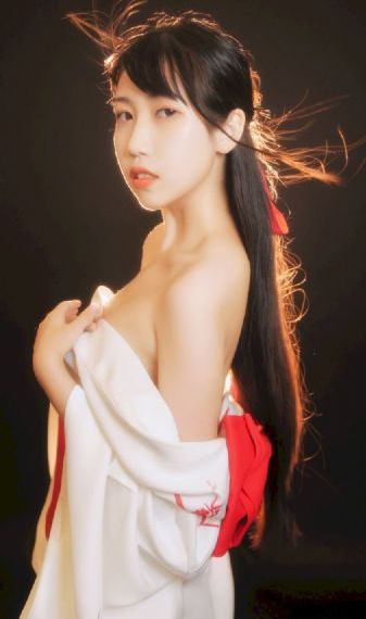 国产露脸图片_未删减完整版